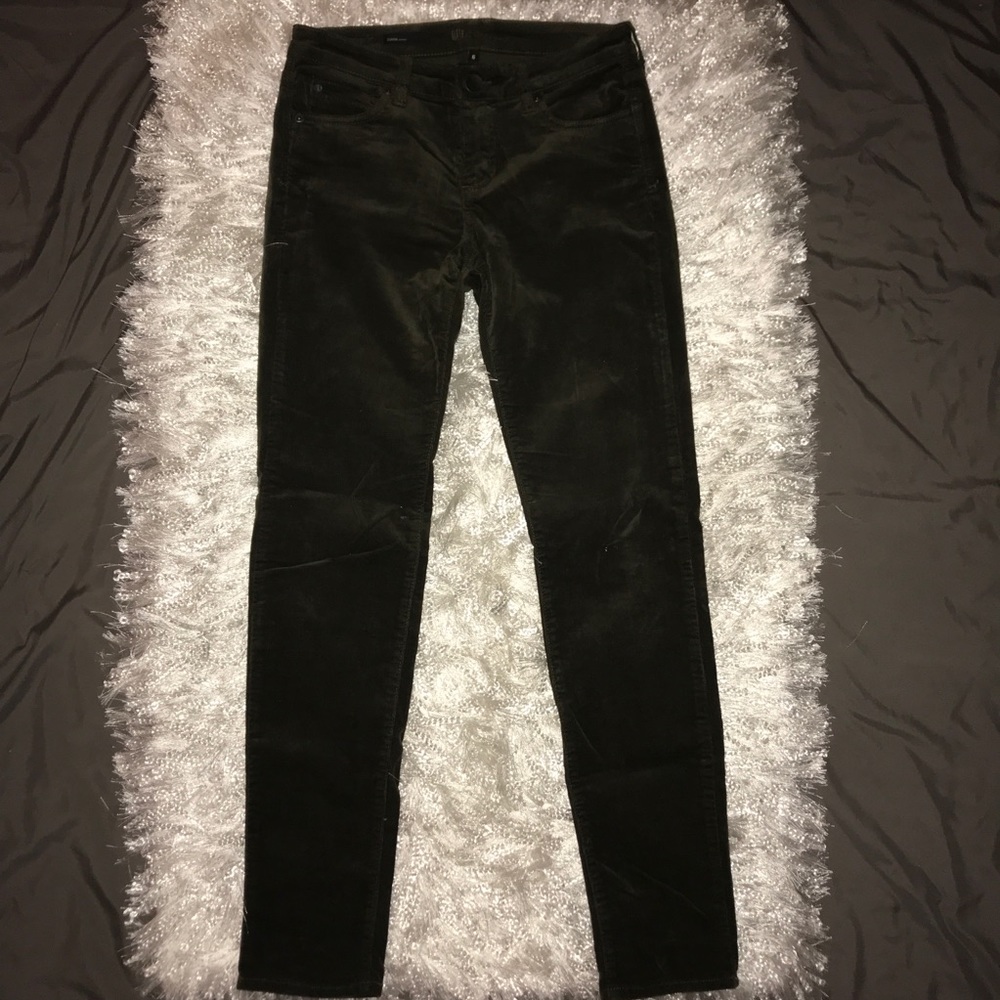 NWOT Skinny courdoroy!!